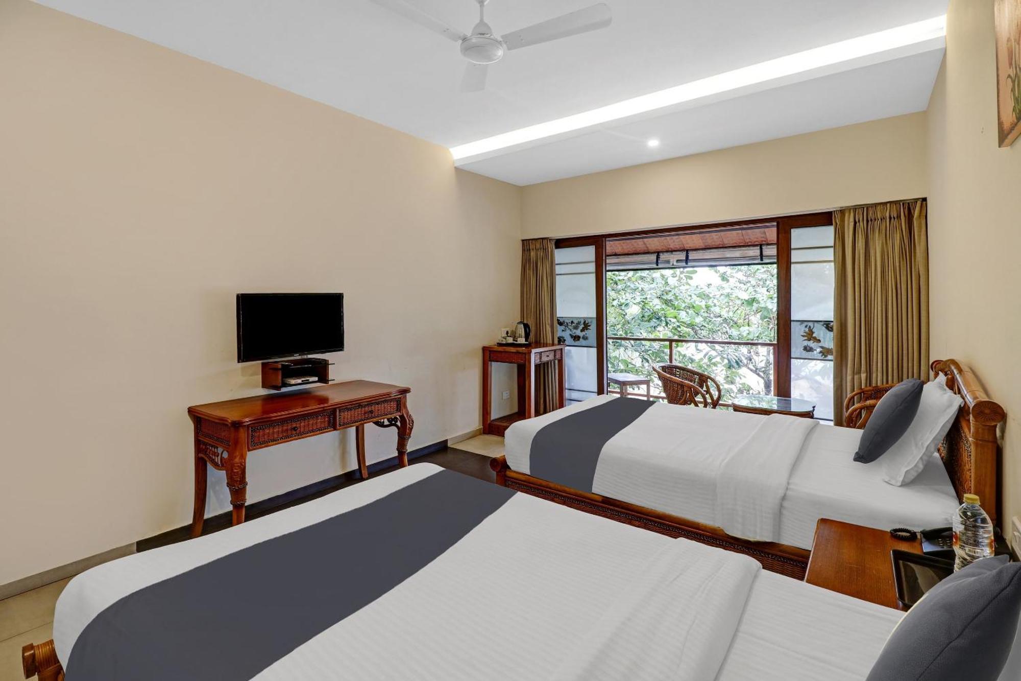 Townhouse Oak Edassery'S Sealine Villa Stay Kochi Kültér fotó