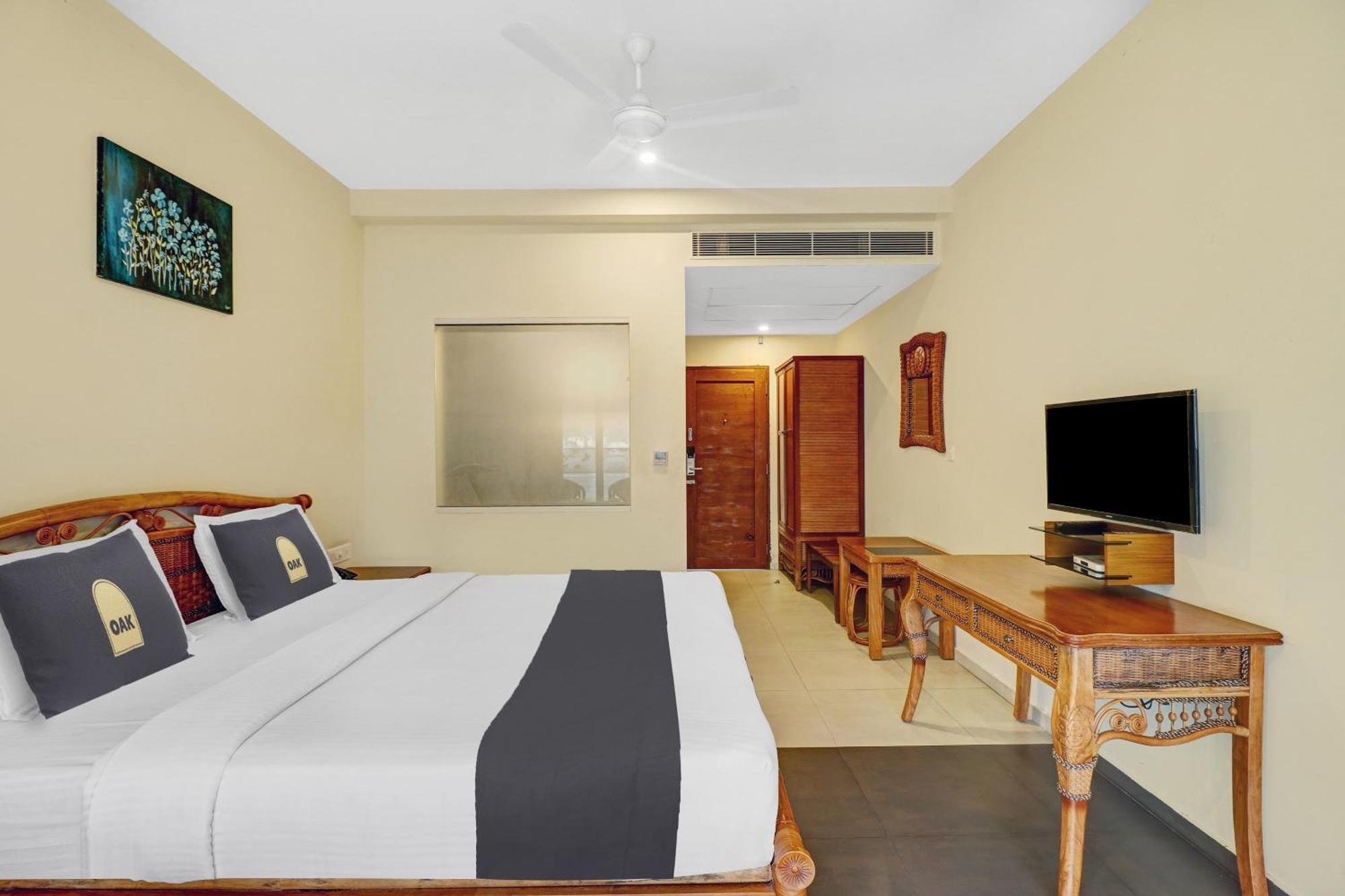 Townhouse Oak Edassery'S Sealine Villa Stay Kochi Kültér fotó