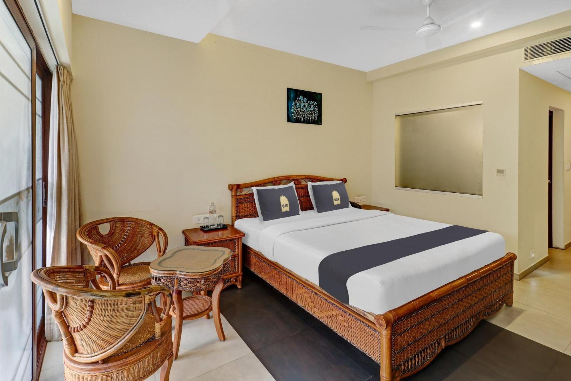 Townhouse Oak Edassery'S Sealine Villa Stay Kochi Kültér fotó