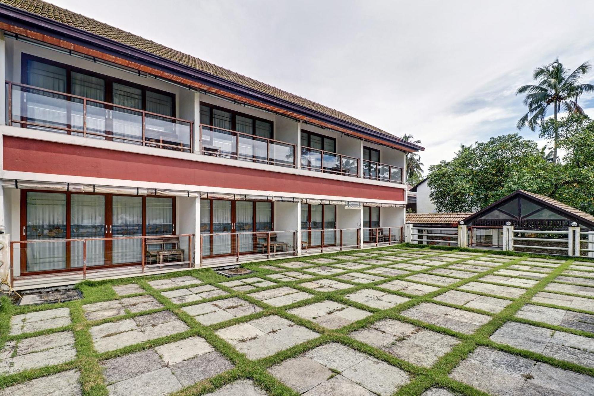 Townhouse Oak Edassery'S Sealine Villa Stay Kochi Kültér fotó