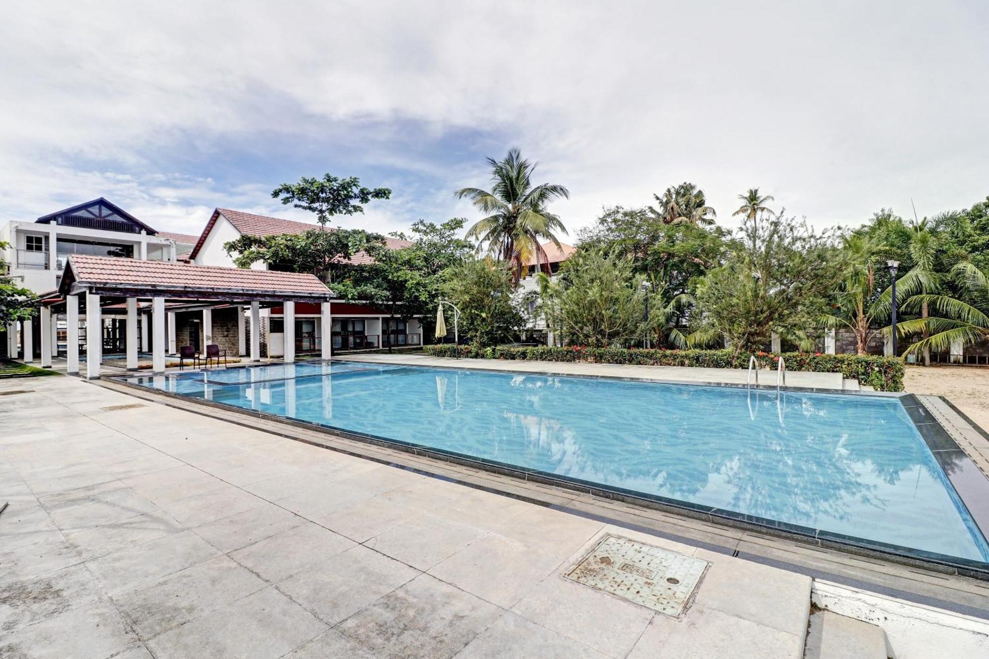 Townhouse Oak Edassery'S Sealine Villa Stay Kochi Kültér fotó