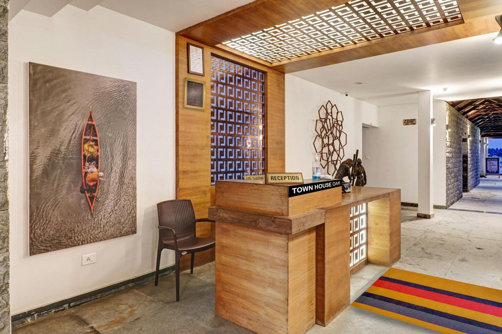 Townhouse Oak Edassery'S Sealine Villa Stay Kochi Kültér fotó
