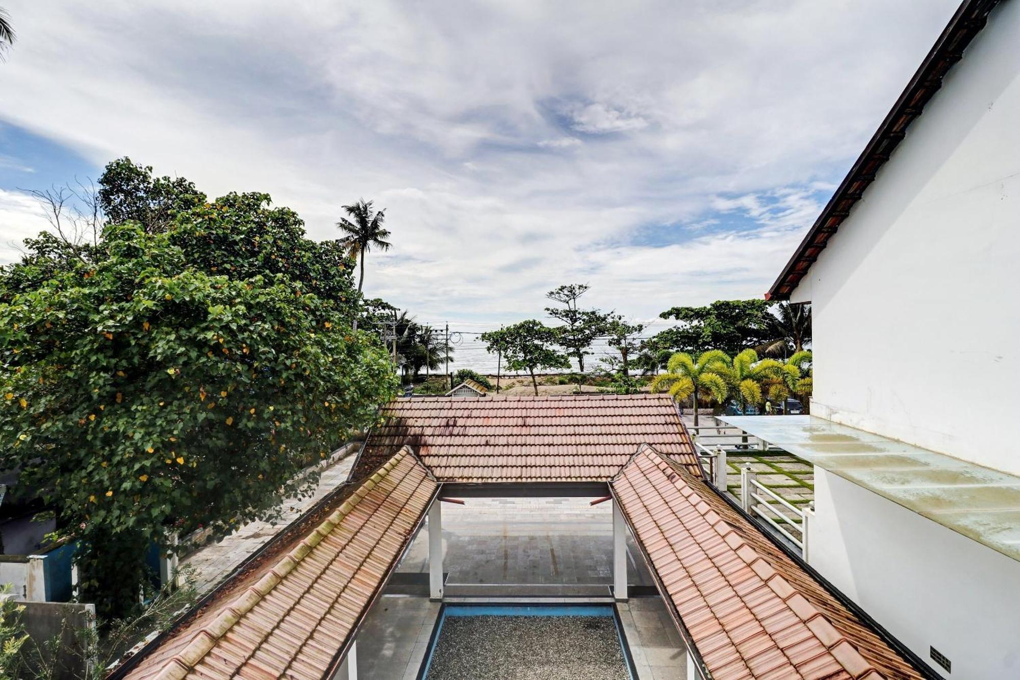 Townhouse Oak Edassery'S Sealine Villa Stay Kochi Kültér fotó