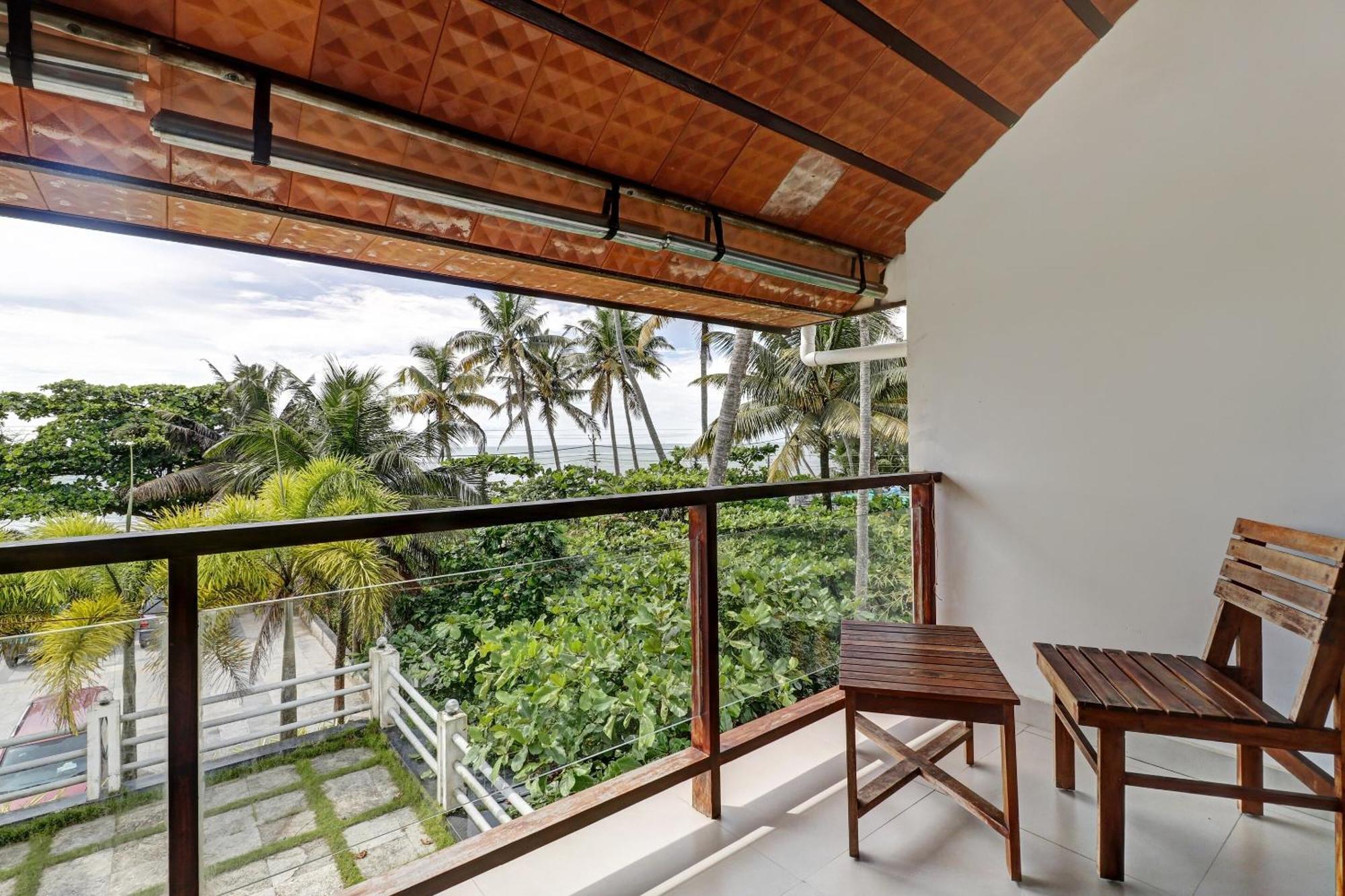 Townhouse Oak Edassery'S Sealine Villa Stay Kochi Kültér fotó