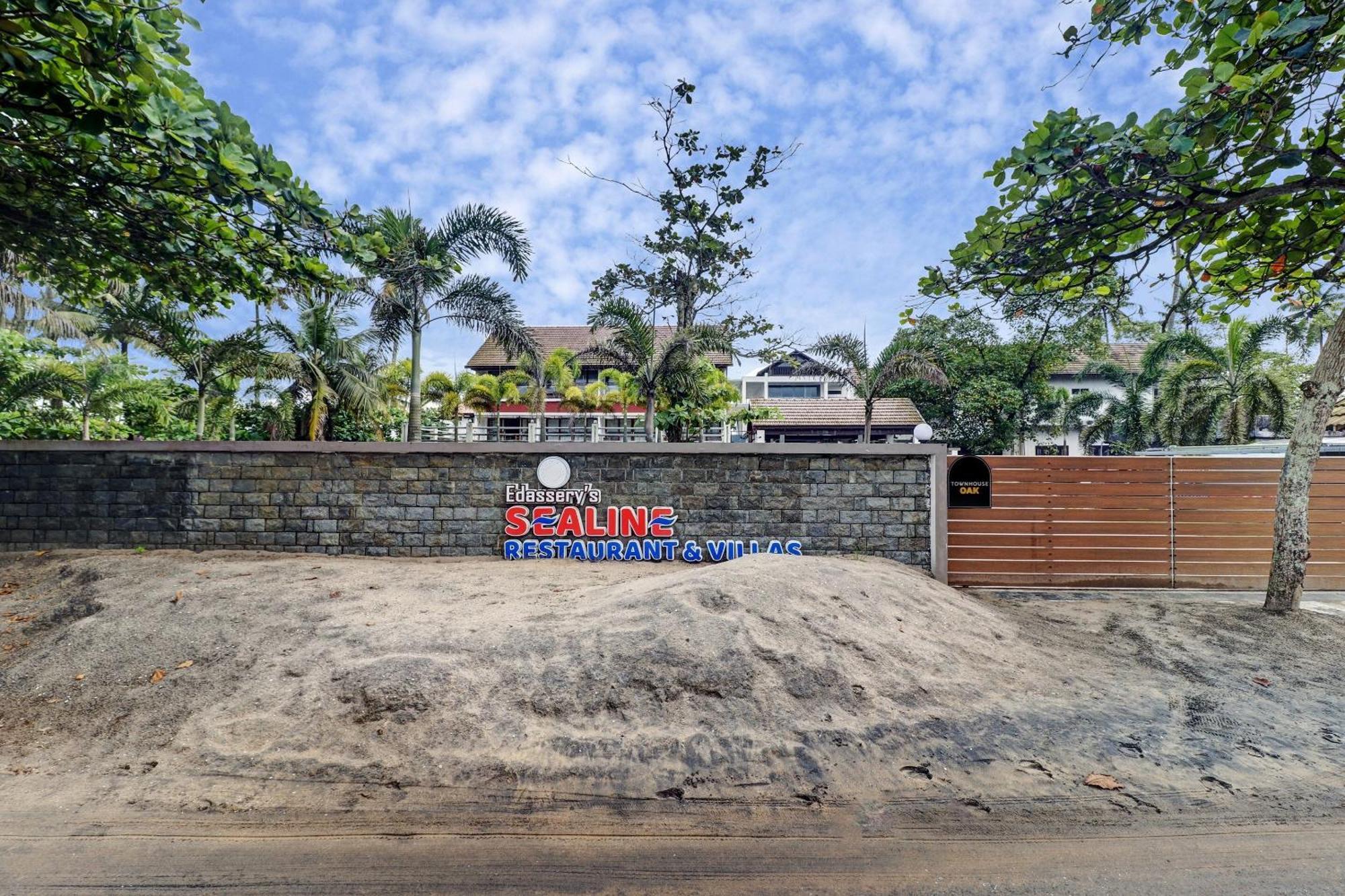 Townhouse Oak Edassery'S Sealine Villa Stay Kochi Kültér fotó