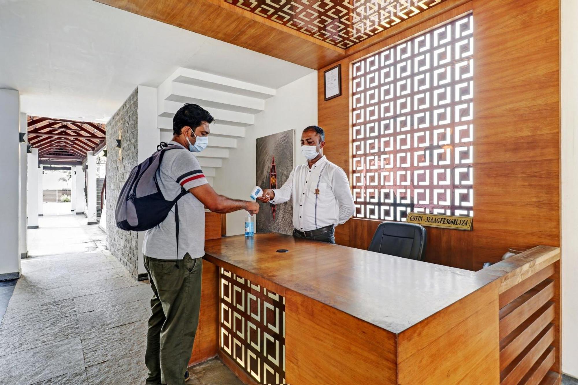 Townhouse Oak Edassery'S Sealine Villa Stay Kochi Kültér fotó